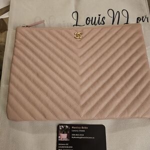 Louis Viutton CHANEL GUCCI